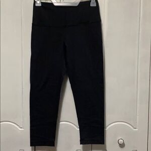 90 Degree by Reflex black Capri leggings size S